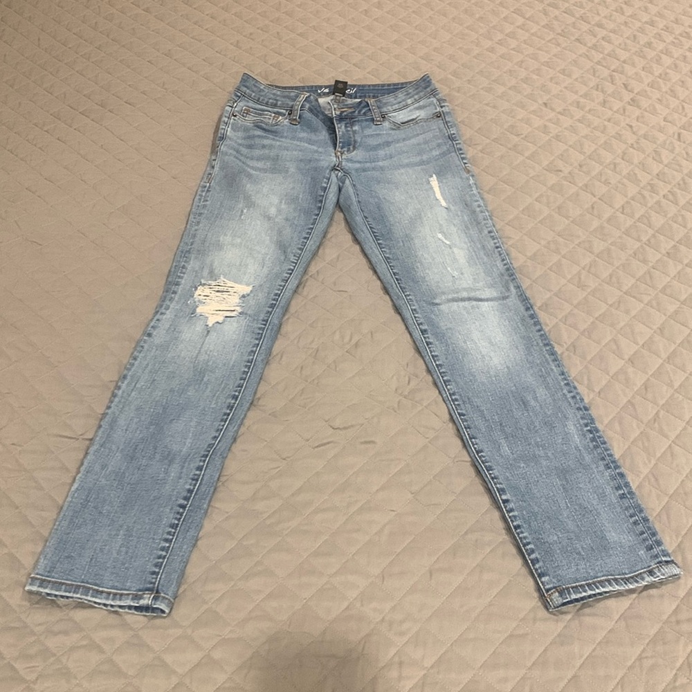 Victoria’s Secret Low Rise Pencil Distressed Denim Jeans 0 Short